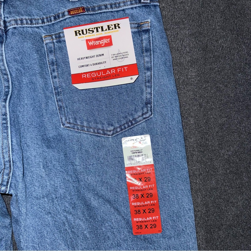 NWT Rustler by Wrangler Men’s Straight Leg Jeans 38x29 Medium Wash 100% Cotton - Picture 6 of 8